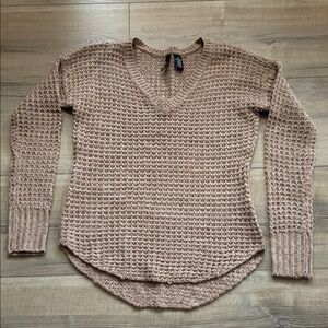 Ultra Flirt V-Neck Waffle Knit Lightweight Sweater in Taupe Size XS